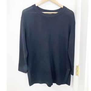ST. JOHN Knits Basics Black Crew Neck Tunic style sweater SZ: Small (oversized)